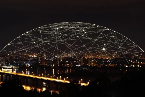 Paisaje Urbano Nocturno Líneas Conexión Red Tecnología Nube —  Fotos de Stock