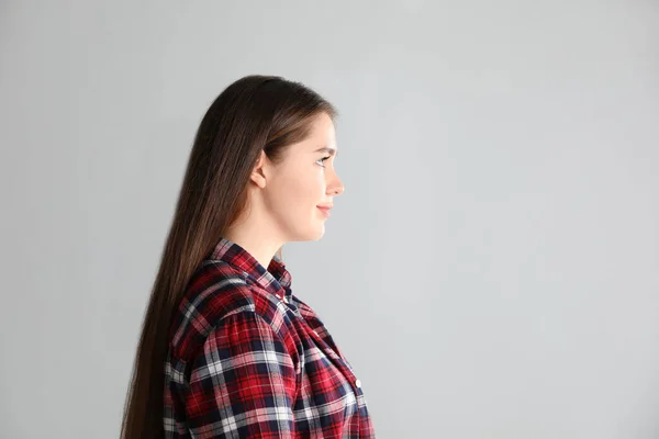 Portrait Young Woman Light Background — Stock Photo, Image