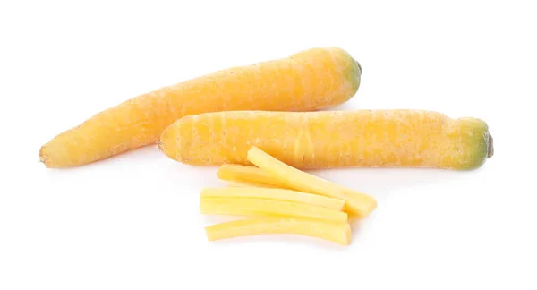 Zanahorias Amarillas Frescas Crudas Aisladas Blanco — Foto de Stock