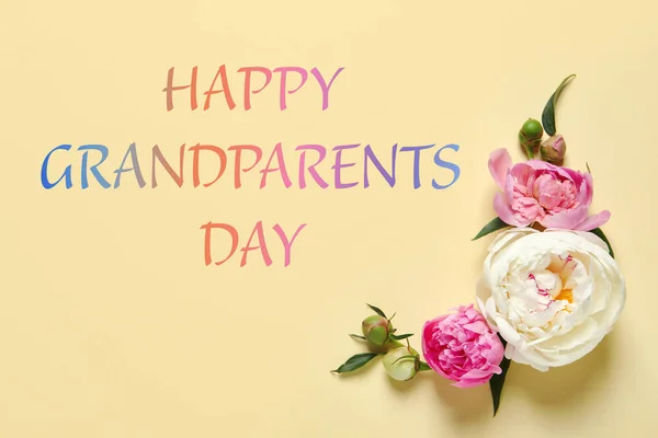 Lindas Peônias Frase Happy Grandparents Dia Sobre Fundo Cor Flat — Fotografia de Stock