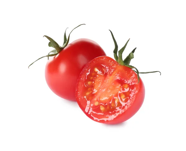 Sabrosos Tomates Crudos Frescos Aislados Blanco — Foto de Stock