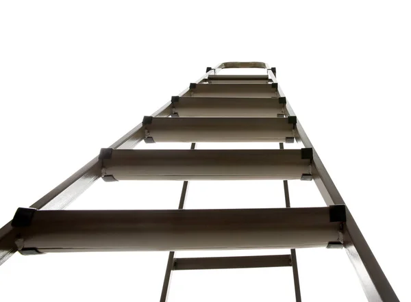 Μεταλλική Σκάλα Που Απομονώνεται Λευκή Χαμηλής Γωνίας Όψη — Φωτογραφία Αρχείου