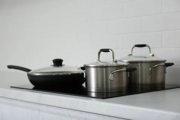 Соуцепти Сковорода Індукційній Плиті Кухні — стокове фото