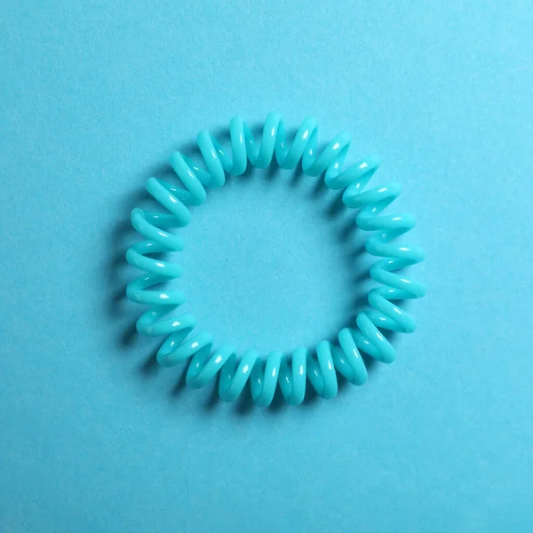 Elegante Elastico Spirale Sfondo Blu Vista Dall Alto — Foto Stock