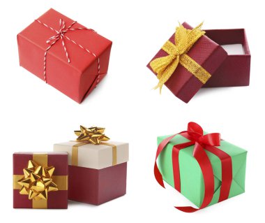 Beyaz arka planda Noel hediye kutuları.