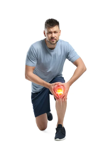 Hombre Que Sufre Dolor Rodilla Sobre Fondo Blanco —  Fotos de Stock