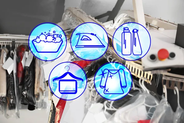 Różne Ikony Wieszaki Odzieżą Przenośniku Odzieżowym Pralni Chemicznej — Zdjęcie stockowe