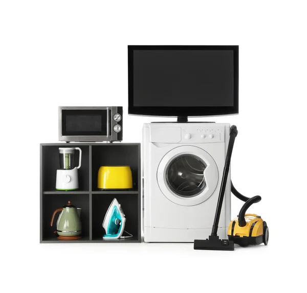 Set Diferentes Electrodomésticos Con Aspiradora Sobre Fondo Blanco —  Fotos de Stock