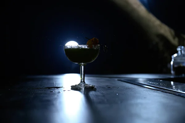 Стакан Свежего Алкогольного Коктейля Барной Стойке — стоковое фото