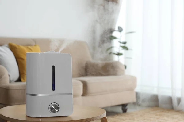 Moderno Humidificador Aire Mesa Madera Interiores Espacio Para Texto — Foto de Stock