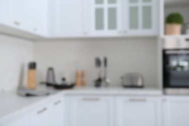 Modern stil mutfak içinin bulanık görüntüsü