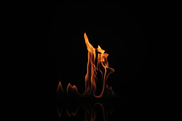 Krásné Jasný Oheň Plameny Černém Pozadí — Stock fotografie