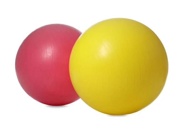 Verschillende Kleurrijke Fitness Ballen Geïsoleerd Wit — Stockfoto