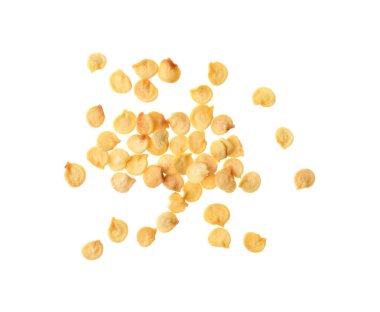 Beyaz arka planda çiğ dolmalık biber tohumu, üst manzara. Sebze ekimi