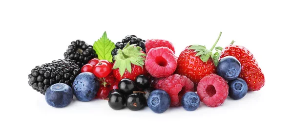 Pile Different Ripe Tasty Berries Isolated White — Stock Photo, Image