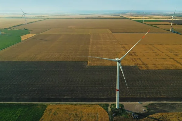 Widok Powietrza Nowoczesne Turbiny Wiatrowe Alternatywne Źródło Energii — Zdjęcie stockowe