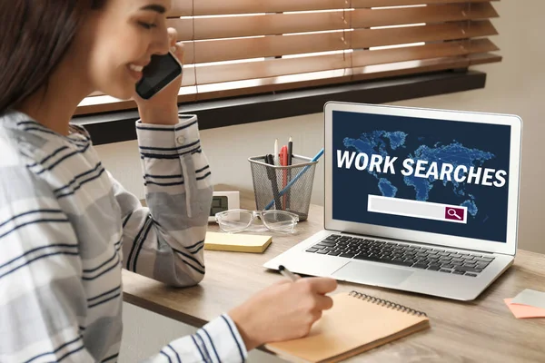 Young Woman Talking Smartphone Office Work Searches — Stock Photo, Image