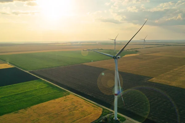 Widok Powietrza Nowoczesne Turbiny Wiatrowe Alternatywne Źródło Energii — Zdjęcie stockowe