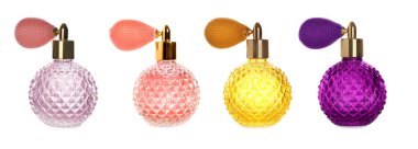 Beyaz arka planda farklı parfüm şişeleriyle set, afiş tasarımı 