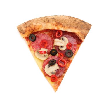 Lezzetli pizza dilimleri beyaza izole edilmiş, üst manzara