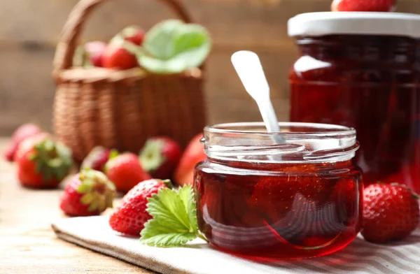 Delicious Pickled Strawberry Jam Fresh Berries Wooden Table — Stock Photo, Image