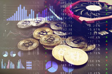 Gri arkaplanda modern video kartı ve bitcoin