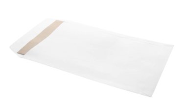 Kağıt zarf beyaza izole edilmiş. Posta servisi