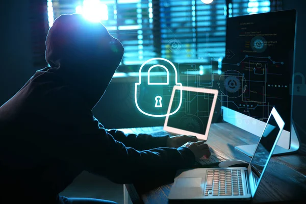 Beskyttelse Mod Cyberangreb Hacker Med Computere Rummet Låseillustration - Stock-foto