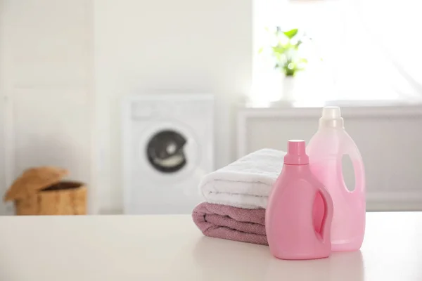 Stack Clean Towels Detergents White Table Indoors Space Text — Stock Photo, Image