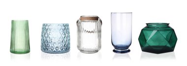 Beyaz arka planda boş cam vazolar. Pankart tasarımı