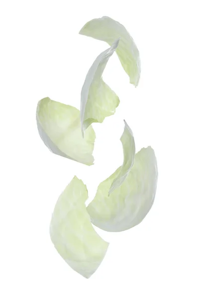 Świeże Liście Kapusty Spadające Białe Tło — Zdjęcie stockowe