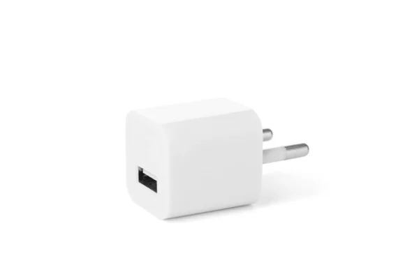 Adaptador Alimentação Usb Para Carregamento Bateria Isolado Branco — Fotografia de Stock