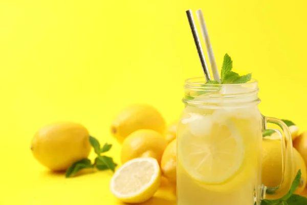 Natural Freshly Made Lemonade Mint Yellow Background Closeup Summer Refreshing — Stock Photo, Image