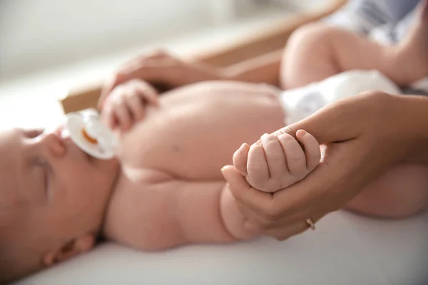 Madre Con Bebé Recién Nacido Vista Cerca —  Fotos de Stock
