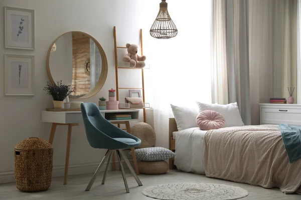 Chambre Adolescent Intérieur Avec Des Meubles Élégants Idée Design — Photo