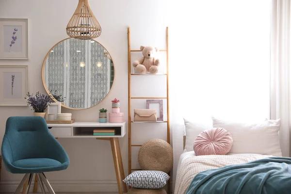 Chambre Adolescent Intérieur Avec Des Meubles Élégants Idée Design — Photo