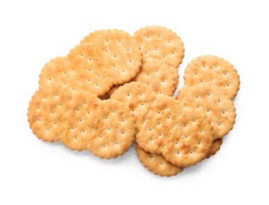 Lezzetli çıtır krakerler beyaza izole edilmiş, üst manzara