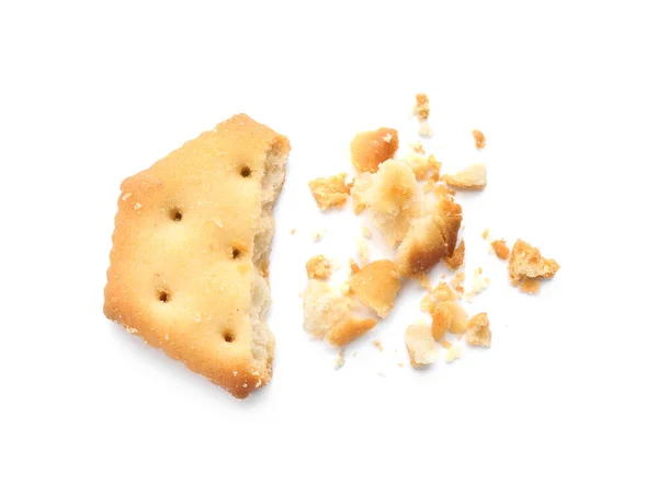Quebrado Delicioso Cracker Crocante Isolado Branco Vista Superior — Fotografia de Stock