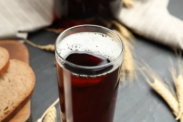 Copo Kvass Delicioso Mesa Close — Fotografia de Stock