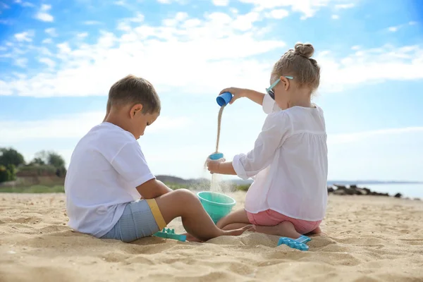Little Children Playing Sea Beach — Stock Photo, Image