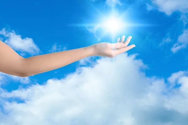 Bright Light Hand Closeup Solar Energy Concept — Stock Photo, Image