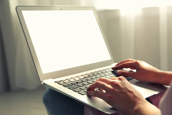 Woman Working Modern Laptop Indoors Closeup — Stock Photo, Image