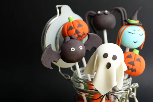 Delicioso Pastel Temático Halloween Aparece Sobre Fondo Negro Primer Plano —  Fotos de Stock