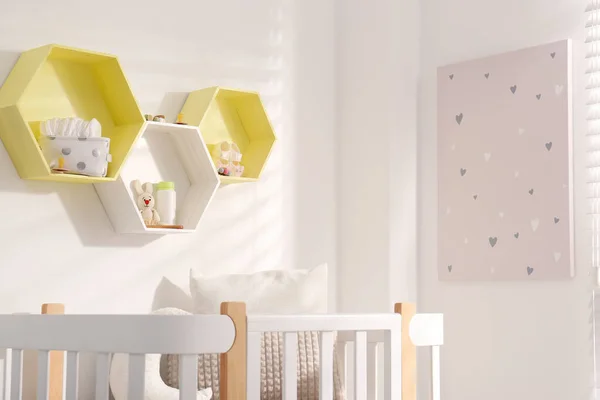 Hexagonvormige Planken Witte Muur Kinderkamer Interieur Ontwerp — Stockfoto