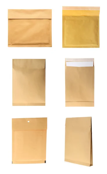 Conjunto Envelopes Papel Isolados Sobre Branco — Fotografia de Stock