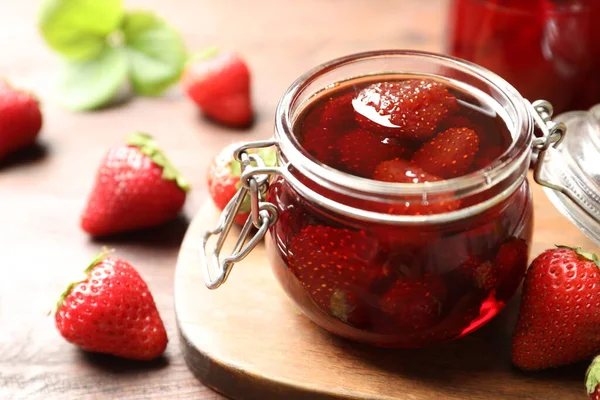 Delicious Pickled Strawberry Jam Fresh Berries Wooden Table Closeup — Stock Photo, Image