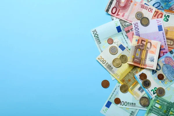 Geld Auf Hellblauem Hintergrund Flach Liegend Raum Für Text — Stockfoto