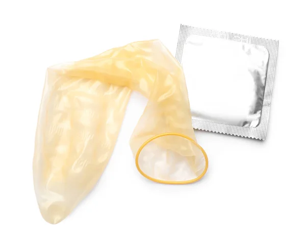 Unrolled Condoom Pakket Witte Achtergrond Bovenaanzicht Veilige Seks — Stockfoto