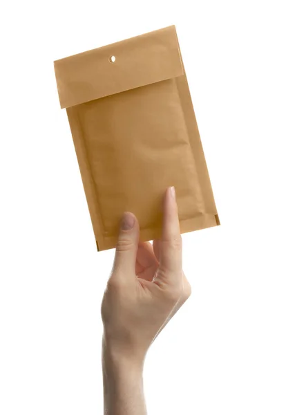 Mulher Segurando Envelope Papel Kraft Fundo Branco Close — Fotografia de Stock