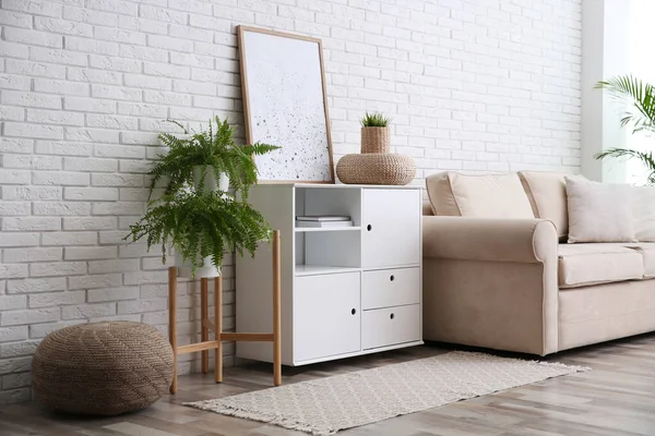 Interior Habitación Moderna Con Elegante Gabinete Blanco —  Fotos de Stock